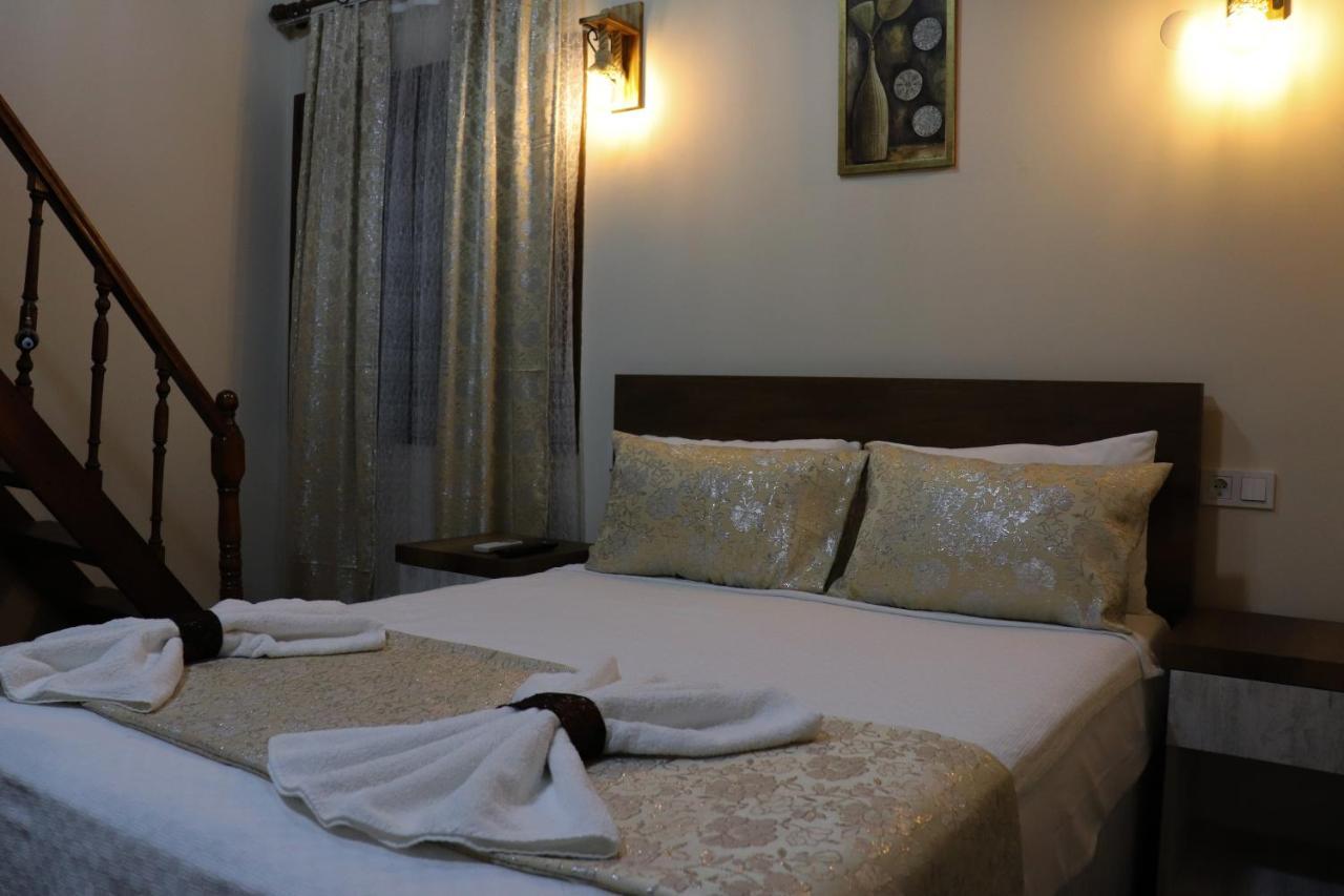 Trend Cesmealti Hotel & Lounge Smirne Esterno foto