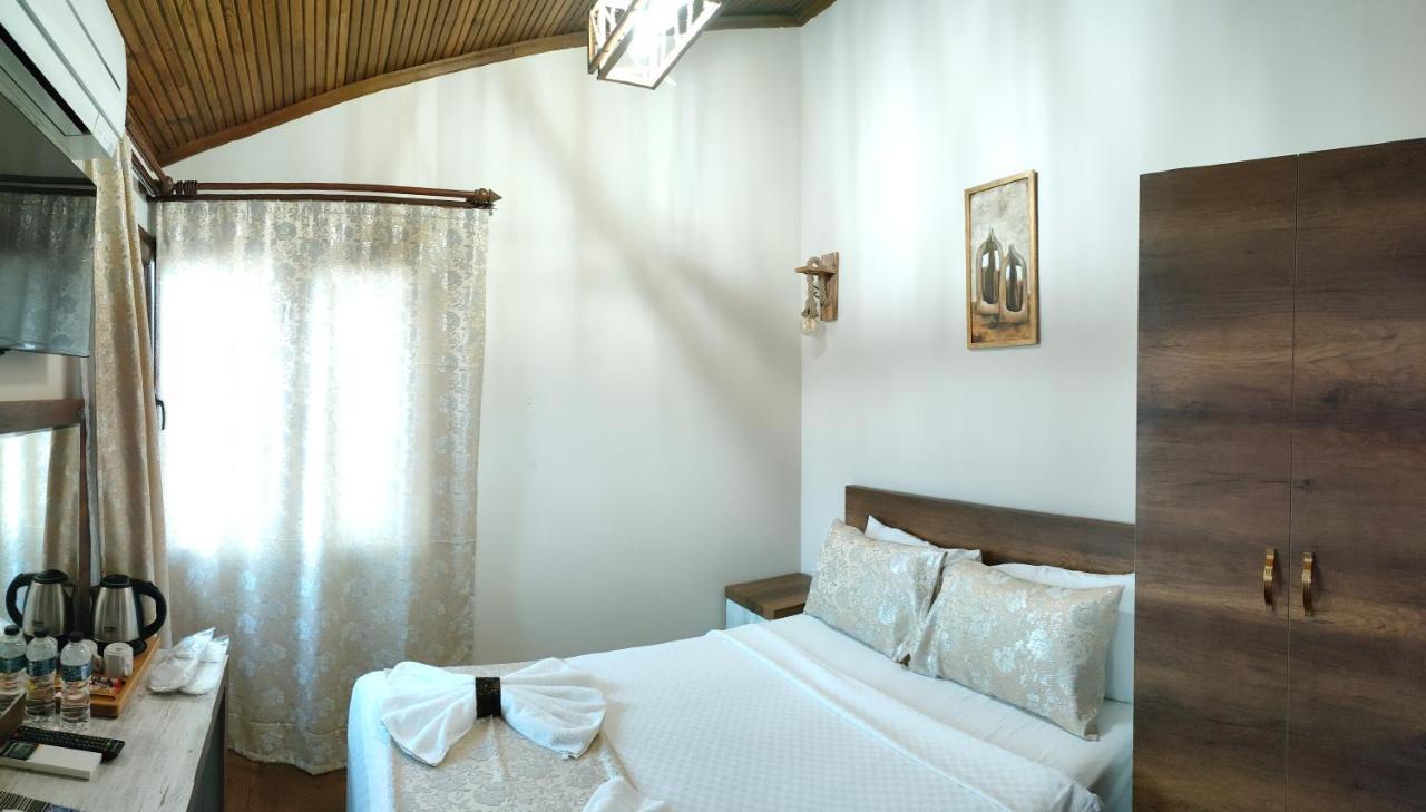 Trend Cesmealti Hotel & Lounge Smirne Esterno foto